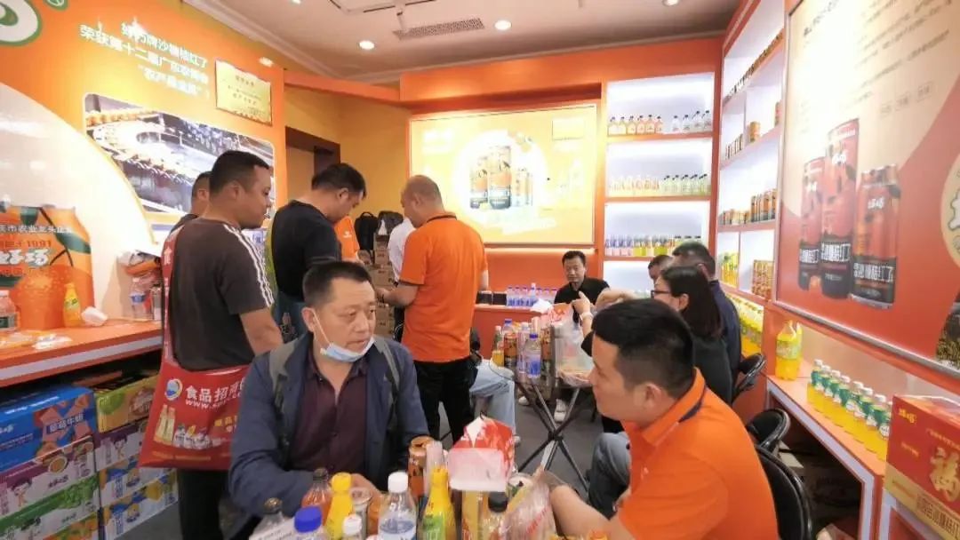 四會好巧牌沙糖桔系列飲料在108屆全國糖酒會上火爆勁銷?。?！